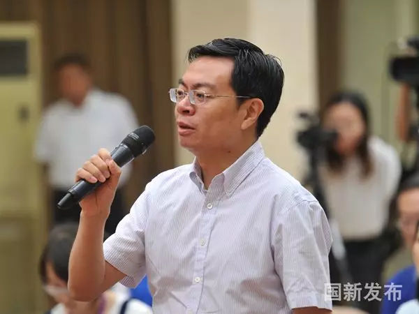 财政部副部长刘伟：更加积极的财政政策包含三方面内容